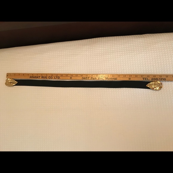 Elastic waist belt with golden leaf details - Picture 3 of 3